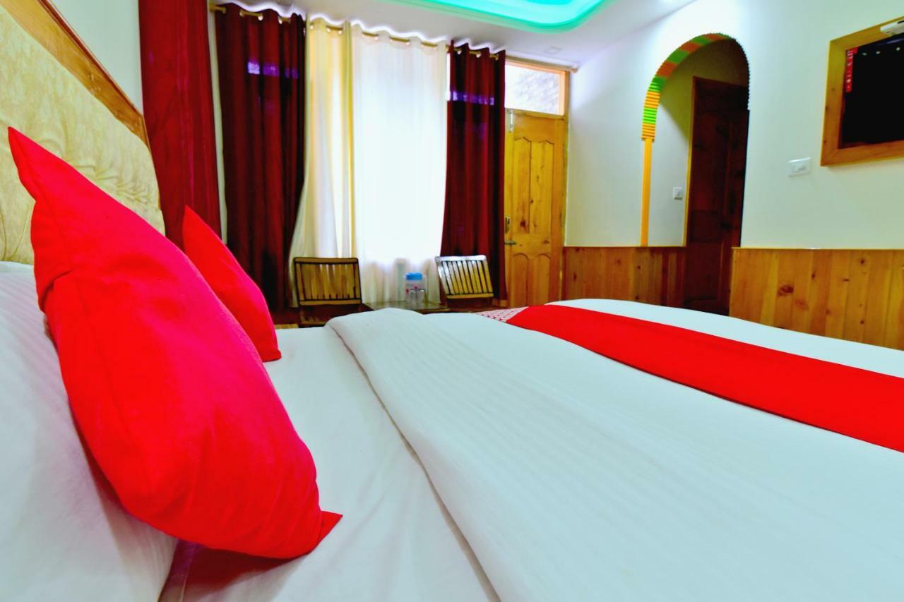 Oyo 38661 Hotel Apna Ghar Manāli Buitenkant foto