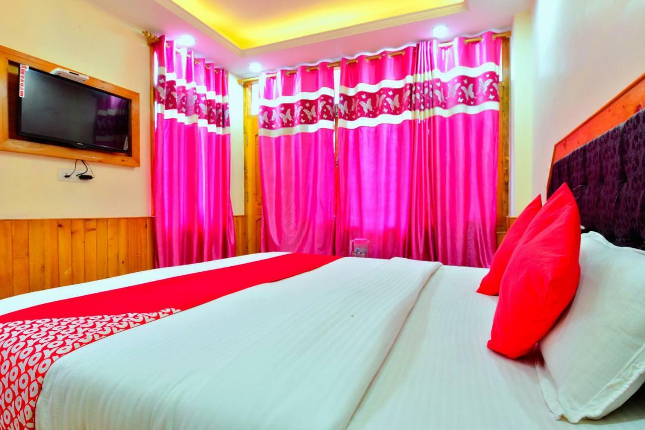 Oyo 38661 Hotel Apna Ghar Manāli Buitenkant foto