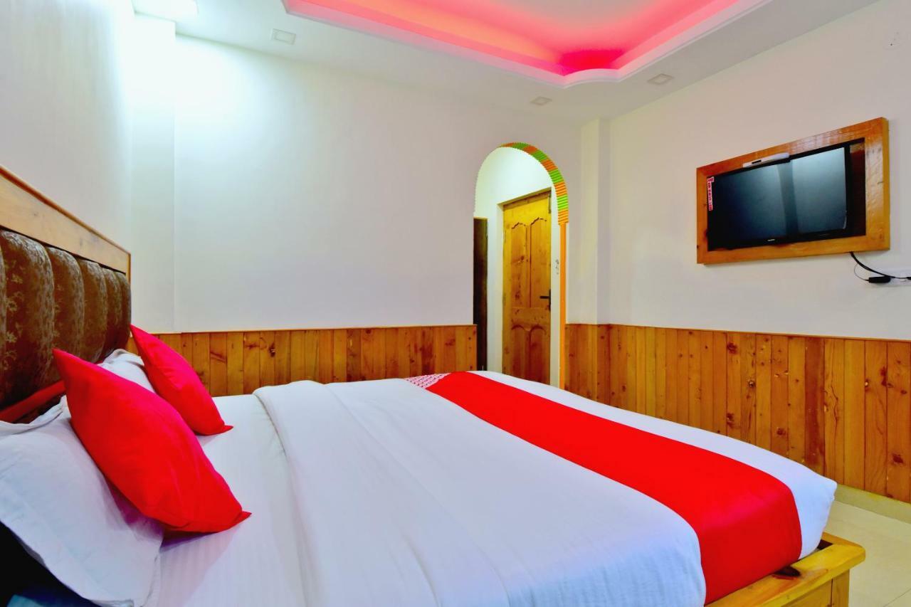 Oyo 38661 Hotel Apna Ghar Manāli Buitenkant foto