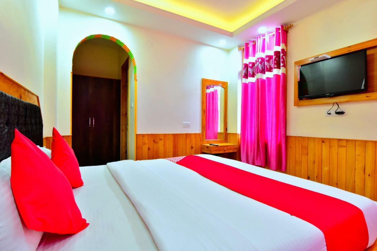 Oyo 38661 Hotel Apna Ghar Manāli Buitenkant foto